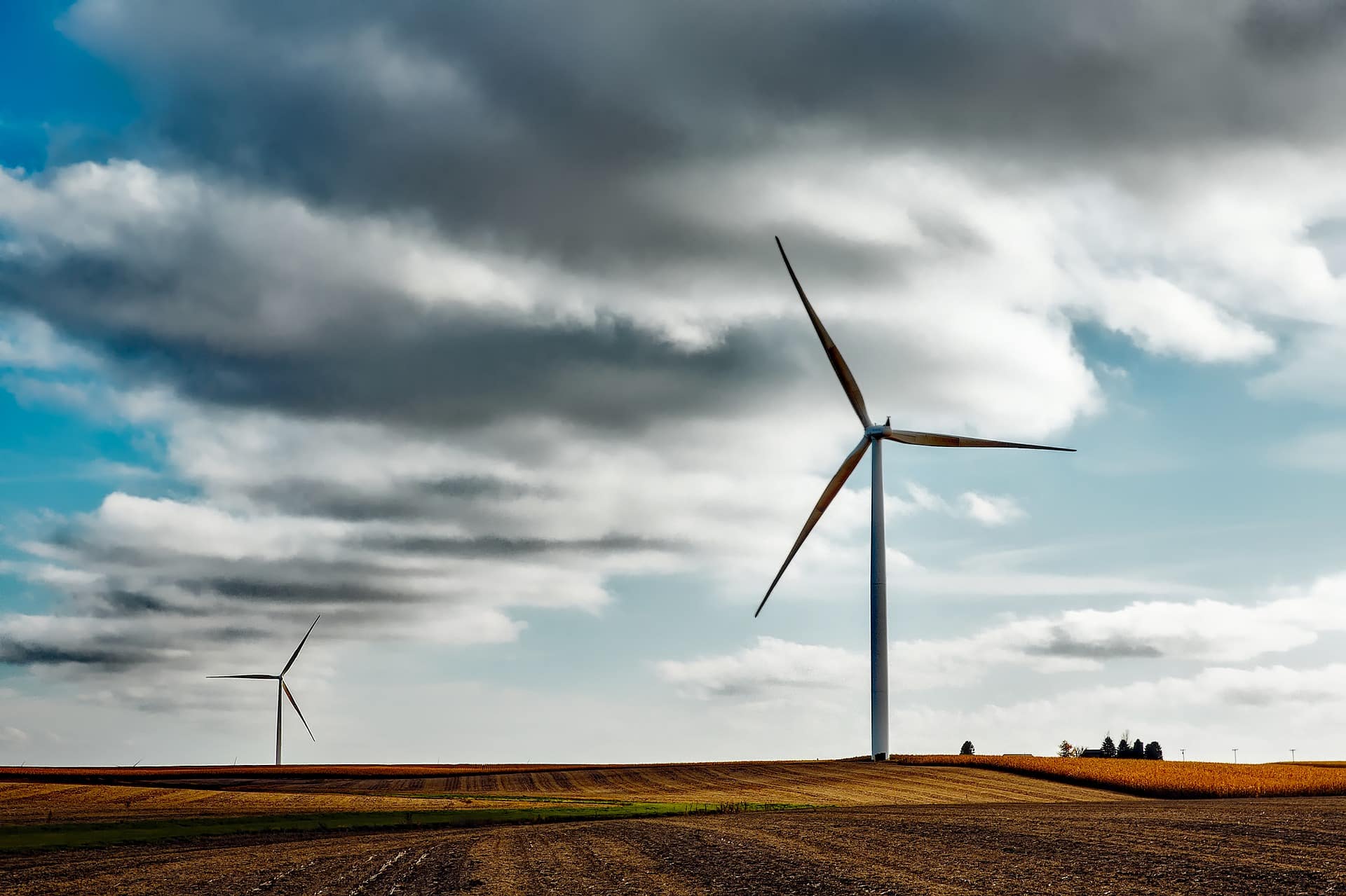 windmills-1747331_1920 Windkraftwerke