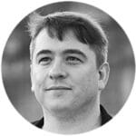 Thomas Lohninger, ein jugendlicher Mann, der hoffnungsvoll in die Ferne blickt
